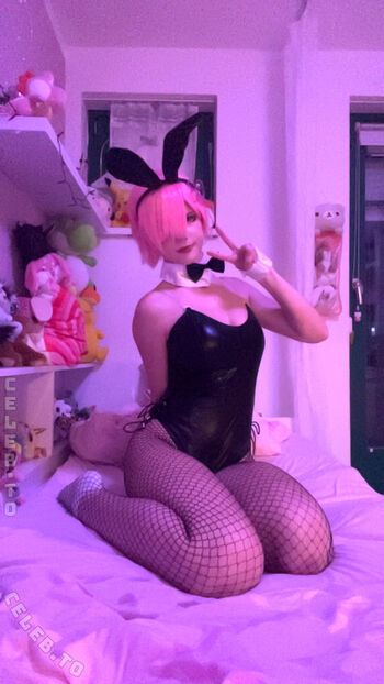 Full leaked Isii cos page private onlyfans photo