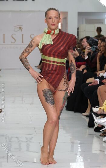 Isis Fashion Award