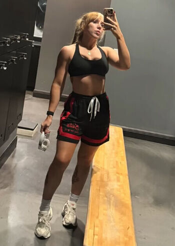 Full leaked Isla dawn private onlyfans photo