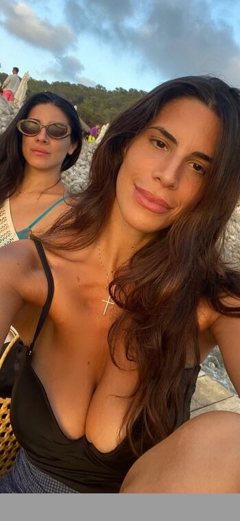 Full leaked Italian girls page private onlyfans photo