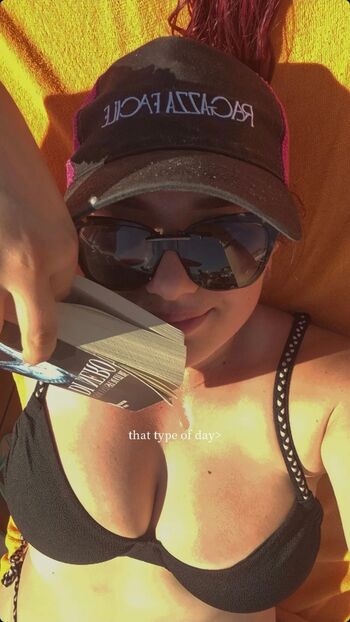 Full leaked Italian girls private onlyfans photo