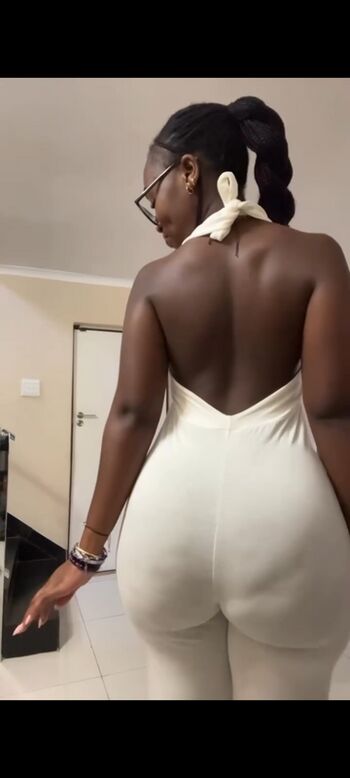 Full leaked Its tshego private onlyfans photo