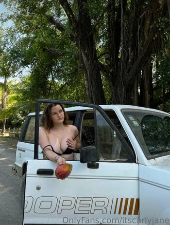 Full leaked Itscarlyjane page private onlyfans photo