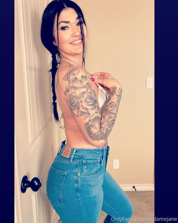 Full leaked Itsdamejane private onlyfans photo