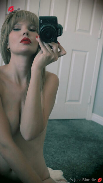 Full leaked Itsjustblondie private onlyfans photo