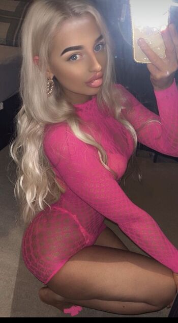 Full leaked Itskayleigh private onlyfans photo