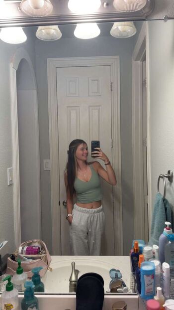 Full leaked Itslexismith private onlyfans photo