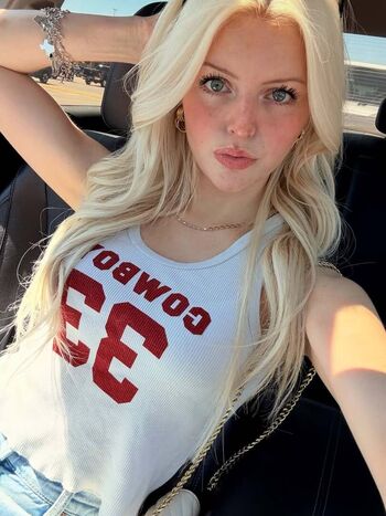 Full leaked Itsmegiaaa private onlyfans photo