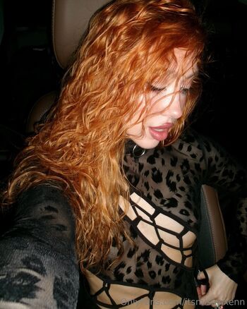 Full leaked Itsmissvixenn private onlyfans photo