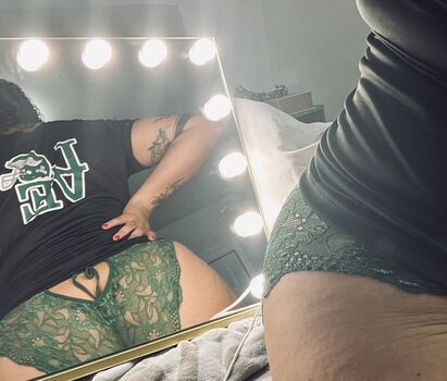 Full leaked Itsnotebbi private onlyfans photo