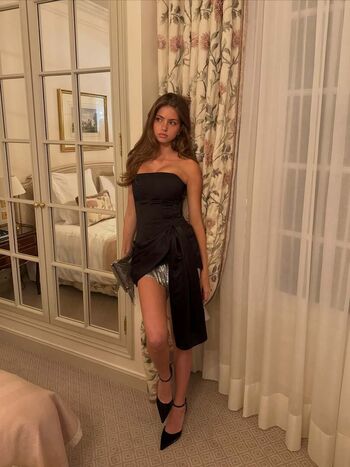 Full leaked Itssluciaf private onlyfans photo