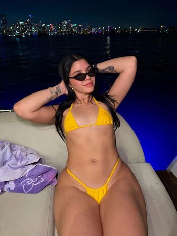 Full leaked Itssmaribaby private onlyfans photo