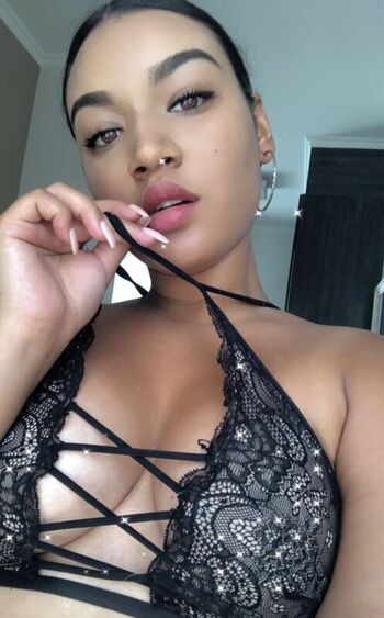 Full leaked Itz cam x private onlyfans photo