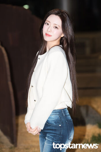 Full leaked Itzy all in us page private onlyfans photo