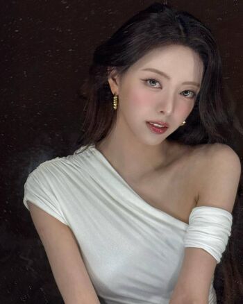 Full leaked Itzy all in us page private onlyfans photo
