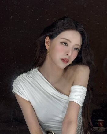 Full leaked Itzy all in us page private onlyfans photo
