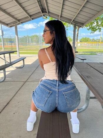 Full leaked Ivana khalifa page private onlyfans photo