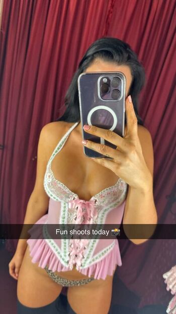 Full leaked Ivana knoll page private onlyfans photo