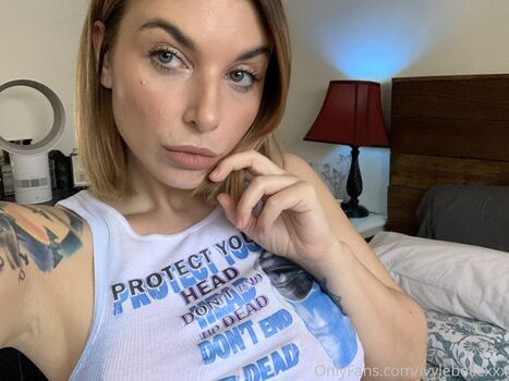 Ivy Lebelle