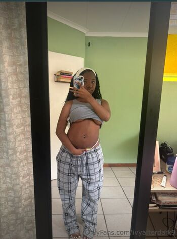 Full leaked Ivyafterdark private onlyfans photo