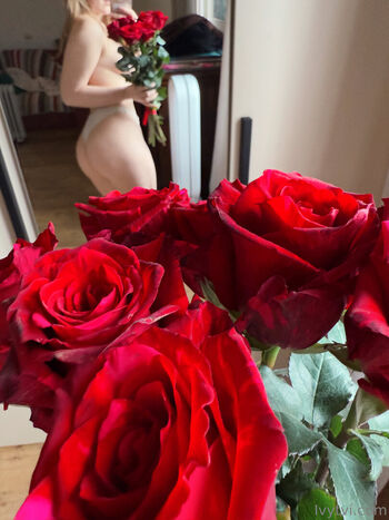 Full leaked Ivygiirl private onlyfans photo