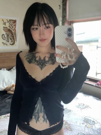 Full leaked Ivyivyrae private onlyfans photo