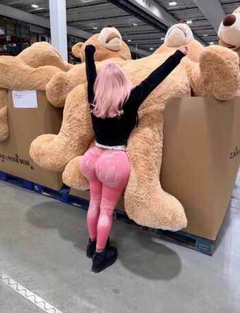 Full leaked Ivysky private onlyfans photo