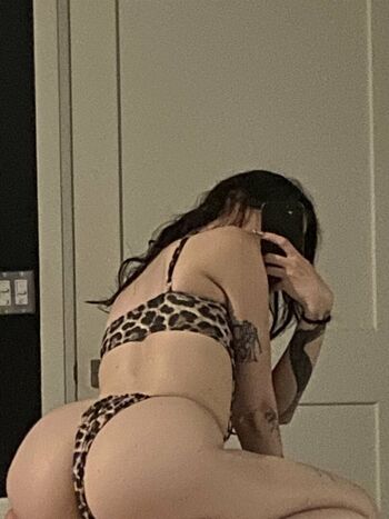 Full leaked Ivysnowxo private onlyfans photo