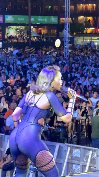 Full leaked Iza cantora private onlyfans photo