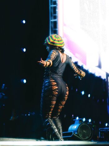 Iza Cantora