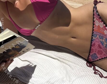 Full leaked Izaandelle private onlyfans photo