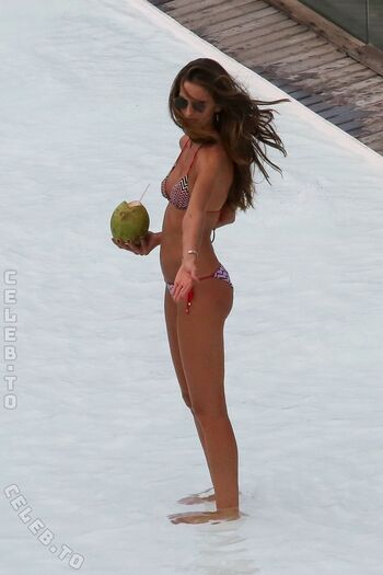Izabel Goulart