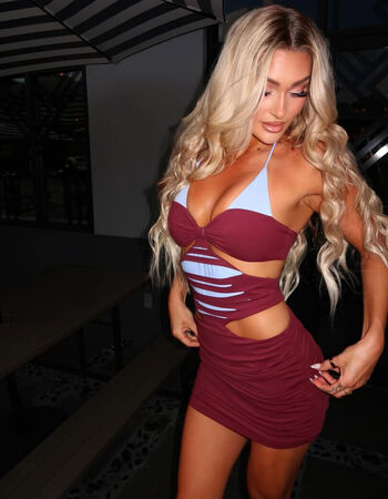 Full leaked Izzi dame page private onlyfans photo