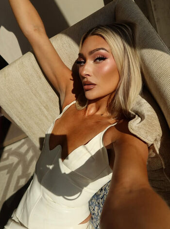 Full leaked Izzi dame page private onlyfans photo
