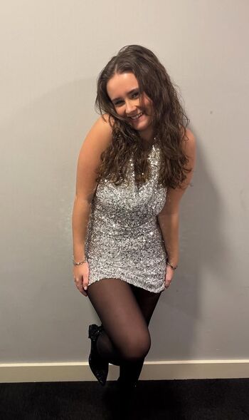 Full leaked Izzy davies private onlyfans photo