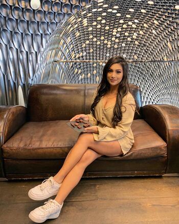 Full leaked Izzy ramzan private onlyfans photo