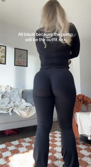 Full leaked Izzy swin private onlyfans photo