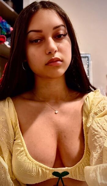 Full leaked Jadeli rosa page private onlyfans photo