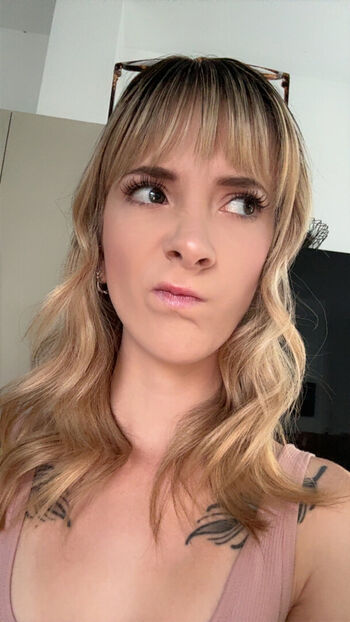 Full leaked Jadevow private onlyfans photo