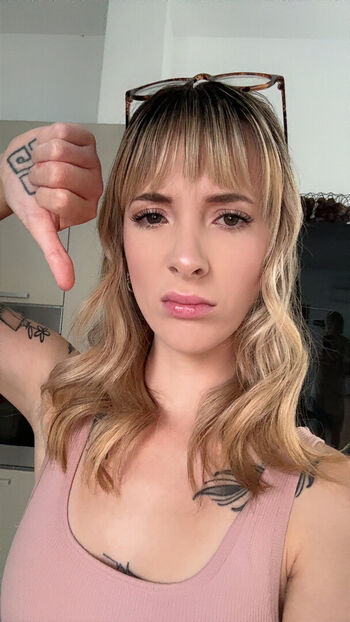 Full leaked Jadevow private onlyfans photo
