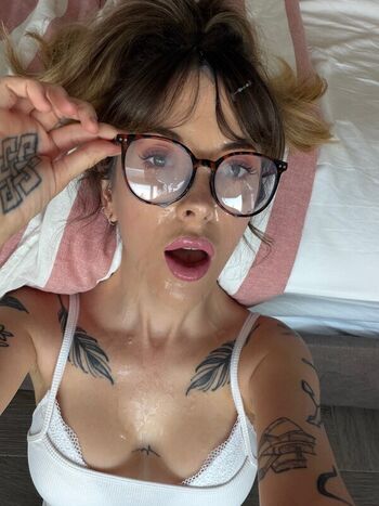 Full leaked Jadevow private onlyfans photo