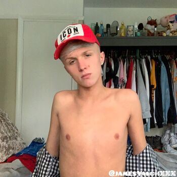 Full leaked Jamesyalch private onlyfans photo
