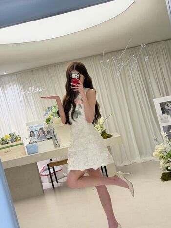 Full leaked Jang won young page private onlyfans photo