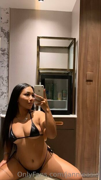 Full leaked Jannieasia private onlyfans photo