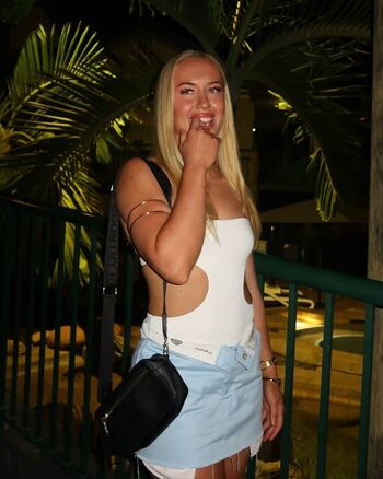 Jasmin Strange