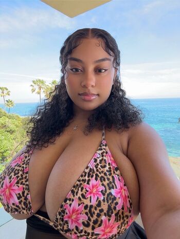 Jasmynaaliyah