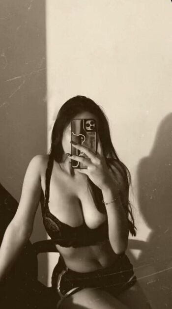Full leaked Jasxmiine private onlyfans photo