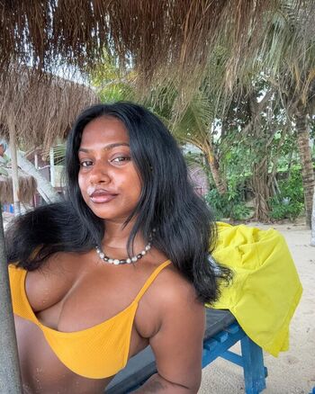 Full leaked Jayalathge bashi private onlyfans photo