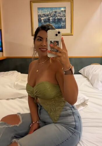 Full leaked Jazzzzygirl private onlyfans photo