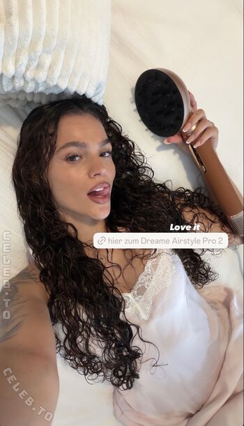 Full leaked Jeje lopes page private onlyfans photo